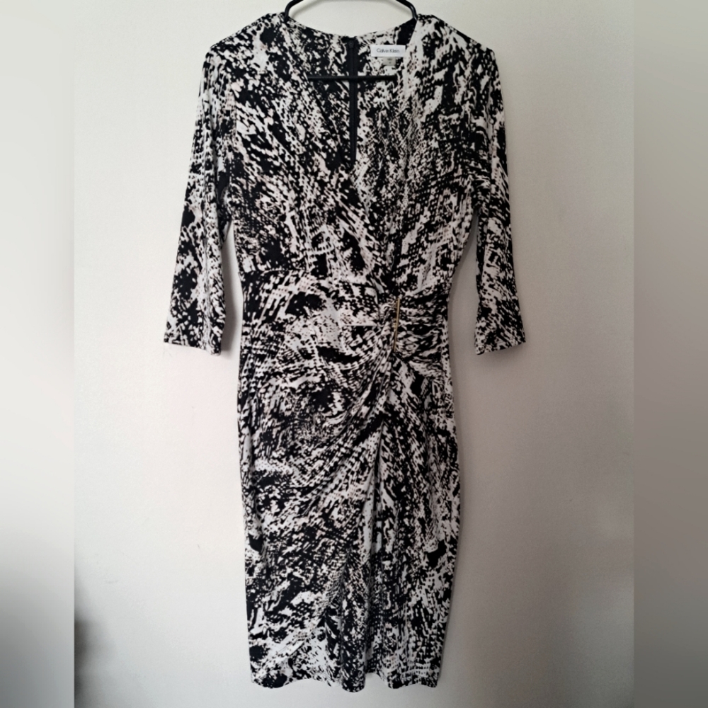 Calvin Klein Women's 3/4 Sleeve Faux Wrap Dress